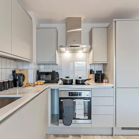 Meadow Haven 2 Bath 2 Bed - Onstreet Park- Netflix Apartment Birmingham Exterior photo